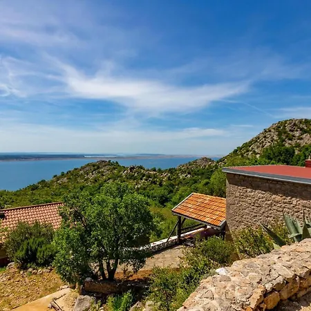 Authentic Stone House On The Mountain Velebit Casa de Férias *