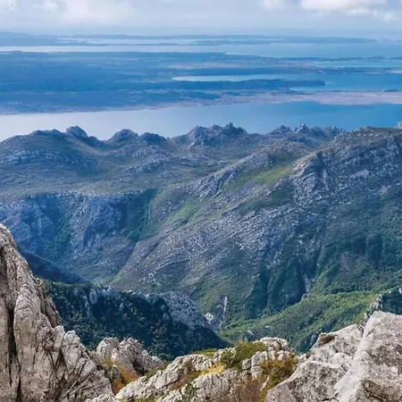 Casa vacanze Authentic Stone House On The Mountain Velebit Starigrad Paklenica