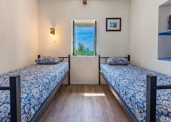 Holiday Home In Starigrad Near Paklenica