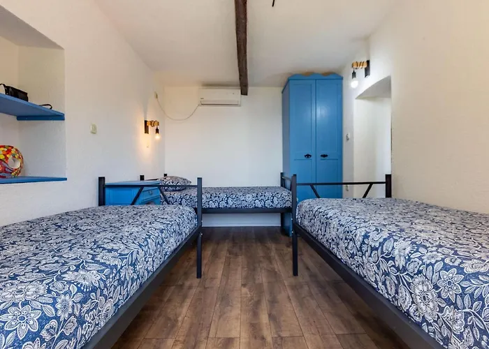 Holiday Home In Starigrad Near Paklenica Holiday home Starigrad Paklenica